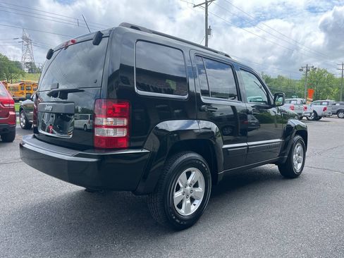 Used 2012 Jeep Liberty Sport w/ Popular Equipment Group AWD/4WD image 6