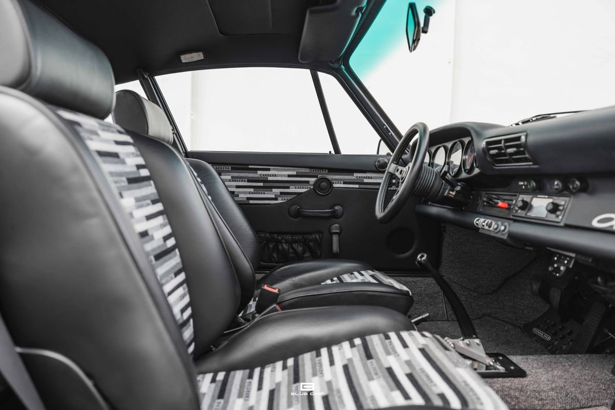 Used 1989 Porsche 911 Carrera RWD image 29