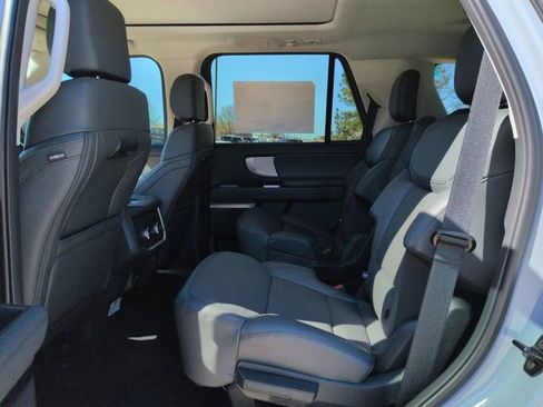 New 2026 Ford Expedition Active image 14