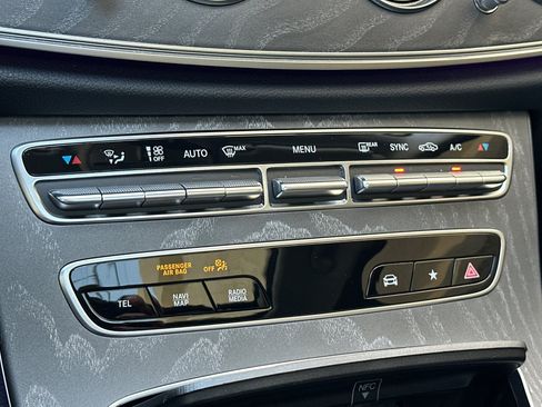 Used 2023 Mercedes-Benz E 350 Sedan image 19