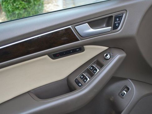 Used 2014 Audi Q5 2.0T Premium Plus w/ Premium Plus Package image 17