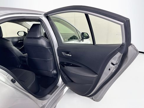Used 2020 Toyota Corolla XLE w/ Body Protection Package FWD image 29
