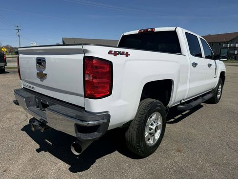 Used 2019 Chevrolet Silverado 2500 W/T w/ WT Convenience Package AWD/4WD image 8