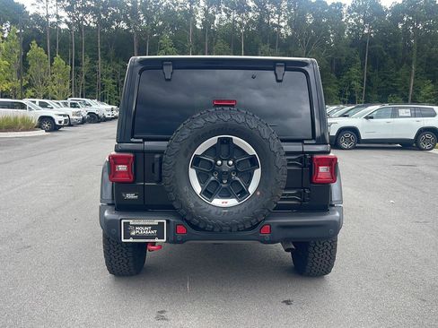 Used 2021 Jeep Wrangler Unlimited Rubicon AWD/4WD image 6