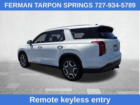 Used 2023 Hyundai Palisade SEL AWD/4WD image 9