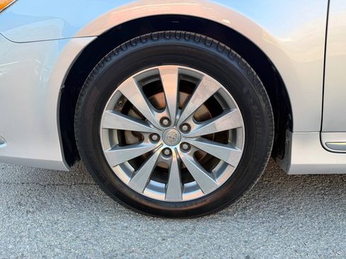 Used 2011 Toyota Avalon Limited FWD image 14