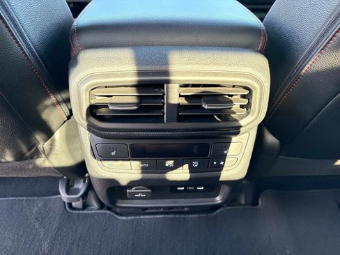 Used 2024 Honda Ridgeline Black Edition image 17