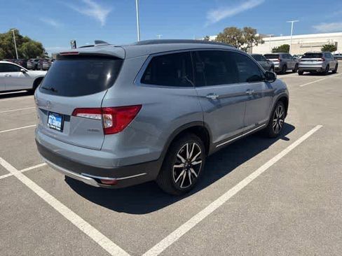 Used 2022 Honda Pilot Touring image 3