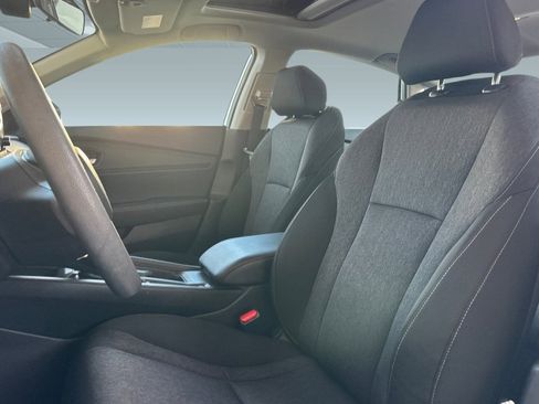 Certified 2023 Honda Accord EX image 5