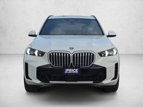 Used 2024 BMW X5 sDrive40i w/ M Sport Package RWD image 2