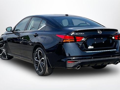 Used 2023 Nissan Altima 2.5 SR FWD image 5