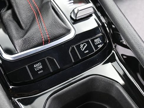 Used 2022 Jeep Compass Trailhawk image 27