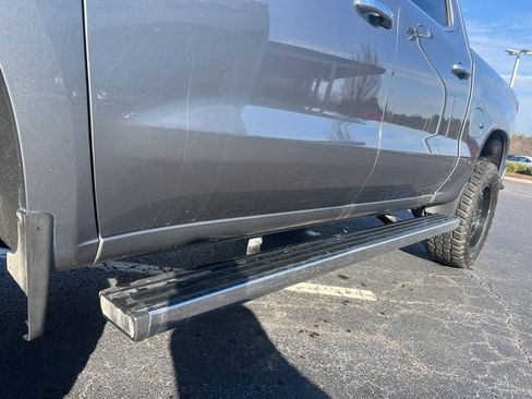 Used 2020 Chevrolet Silverado 1500 High Country w/ Technology Package image 14