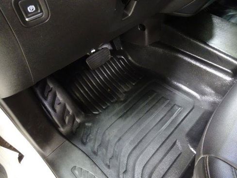 Used 2021 Chevrolet Silverado 1500 W/T w/ WT Value Package image 23