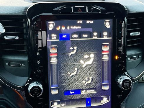 Used 2019 RAM 2500 Limited AWD/4WD image 15