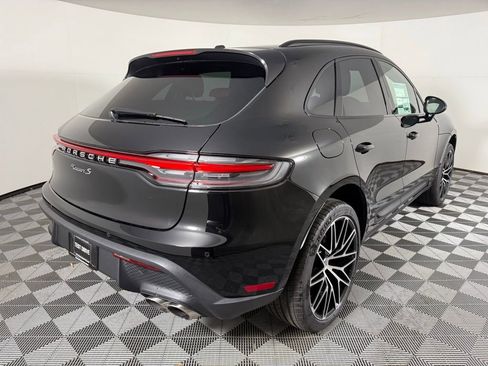 Certified 2025 Porsche Macan S image 7