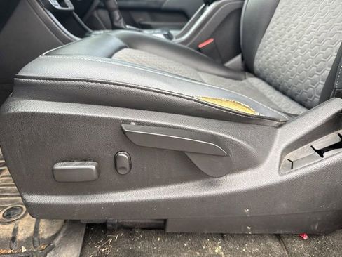 Used 2018 Chevrolet Colorado Z71 image 19