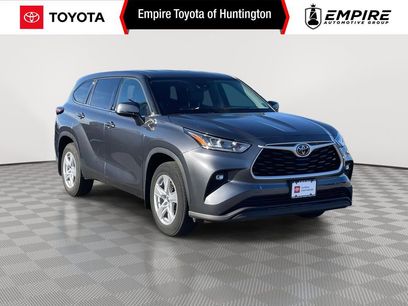 Used 2020 Toyota Highlander LE