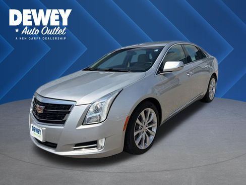 Used 2017 Cadillac XTS Luxury image 1