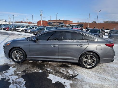 Used 2018 Hyundai Sonata Limited w/ Ultimate Package 07 image 4