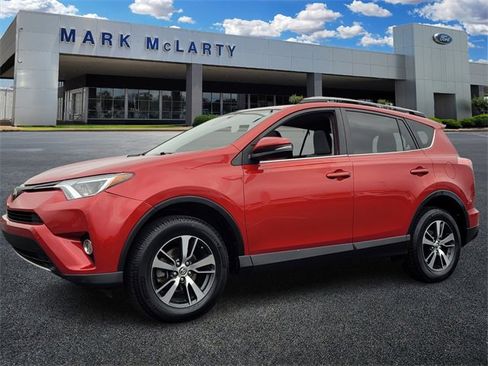 Used 2017 Toyota RAV4 XLE w/ Premium Special Value Package image 7