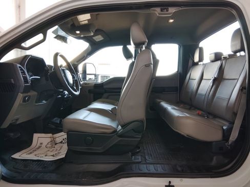 Used 2018 Ford F350 XL AWD/4WD image 17