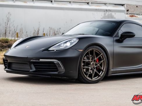 Used 2017 Porsche 718 Cayman image 35