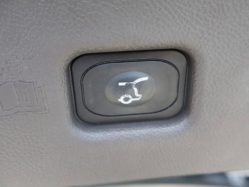 Used 2019 Lincoln Nautilus Reserve AWD/4WD image 24