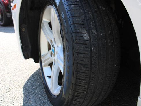 Used 2014 BMW 328i xDrive Sedan AWD/4WD image 18