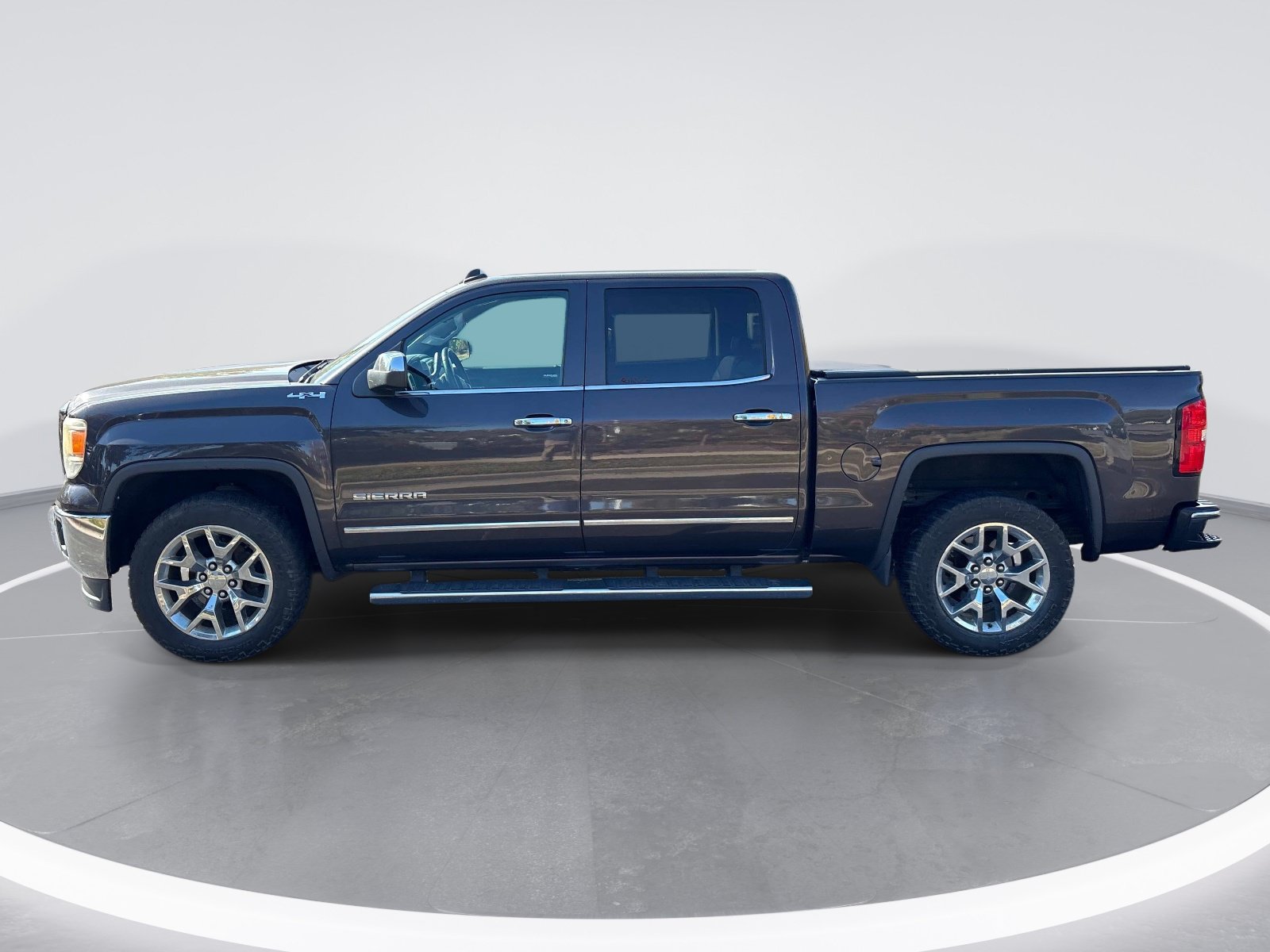 Used 2014 GMC Sierra 1500 SLT w/ SLT Crew Cab Value Package AWD/4WD image 5