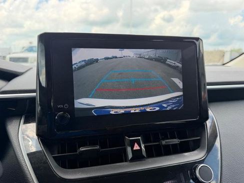 Used 2023 Toyota Corolla LE FWD image 20