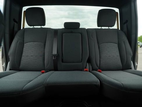 New 2025 RAM 2500 Big Horn AWD/4WD image 30