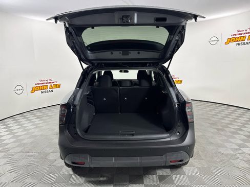 New 2026 Nissan Kicks SV image 5