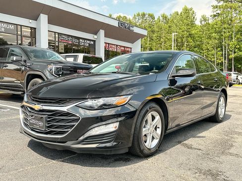Used 2024 Chevrolet Malibu LT FWD image 1