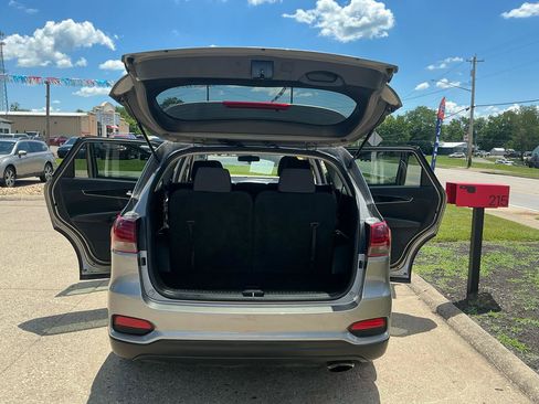 Used 2019 Kia Sorento AWD V6 image 21