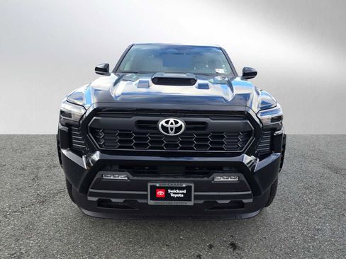 New 2025 Toyota Tacoma TRD Sport image 8