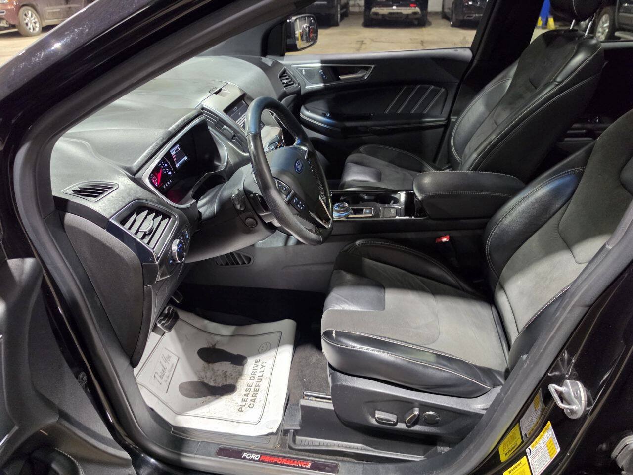 Used 2019 Ford Edge ST w/ Convenience Package AWD/4WD image 24