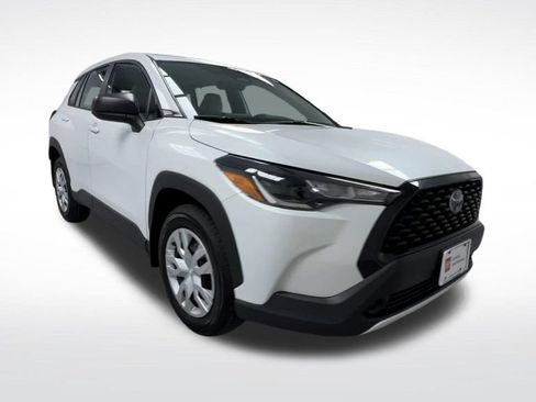 Certified 2023 Toyota Corolla Cross L AWD/4WD image 2
