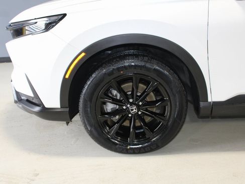 Certified 2025 Honda CR-V Sport-L image 6