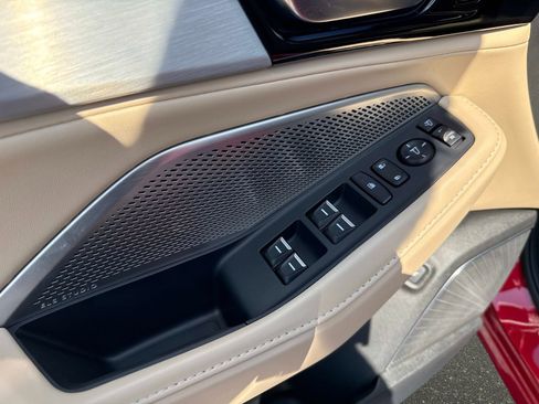 Used 2024 Acura MDX FWD w/ Technology Package image 18