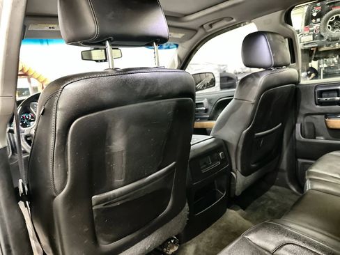 Used 2015 Chevrolet Silverado 1500 LTZ w/ LTZ Plus Package AWD/4WD image 26