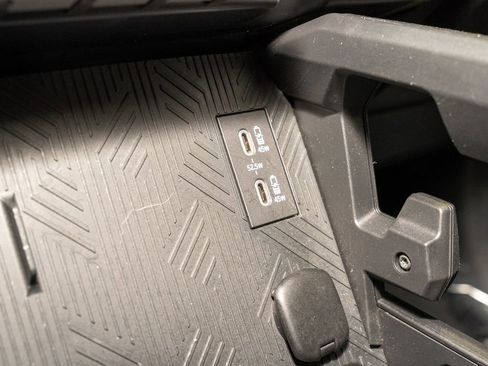 Certified 2024 Toyota Tacoma TRD Off-Road image 13