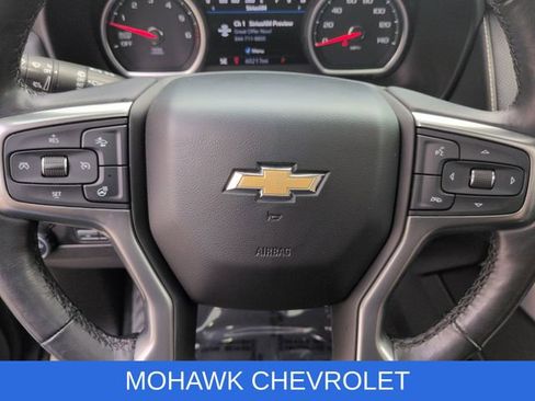 Used 2021 Chevrolet Tahoe Premier w/ Premium Package image 12
