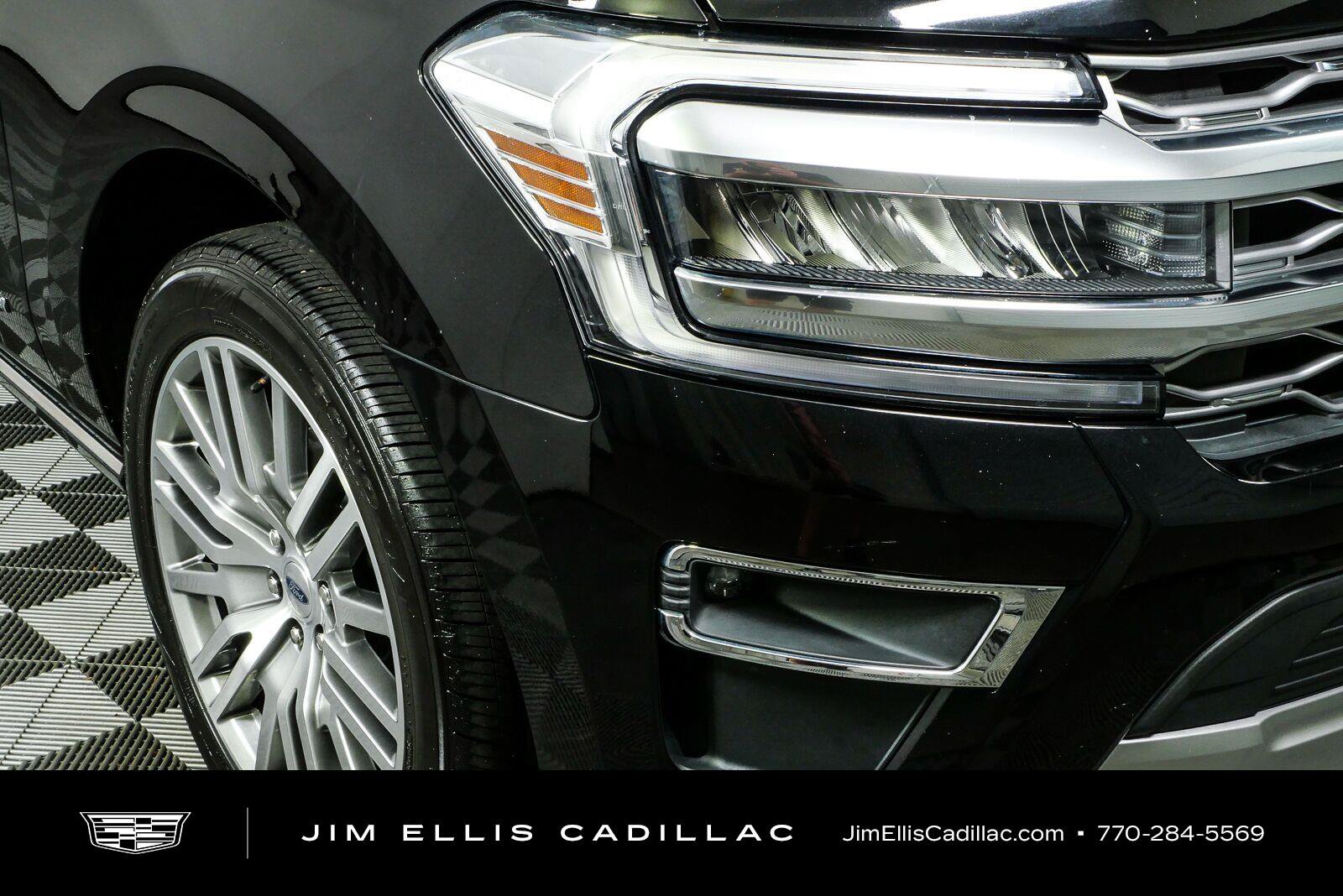 Used 2022 Ford Expedition Platinum RWD image 40