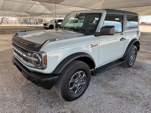 Used 2024 Ford Bronco Big Bend image 3