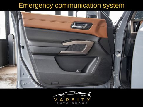 Used 2025 Nissan Pathfinder Platinum w/ Cargo Package AWD/4WD image 31