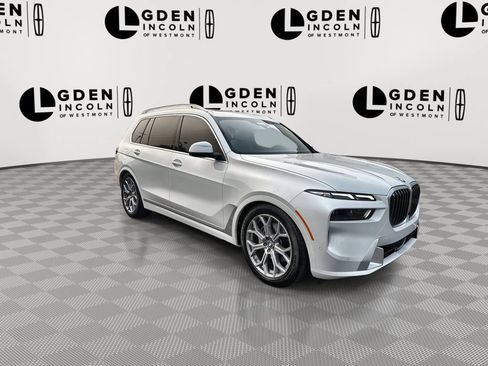 Used 2023 BMW X7 xDrive40i w/ Executive Package AWD/4WD image 2