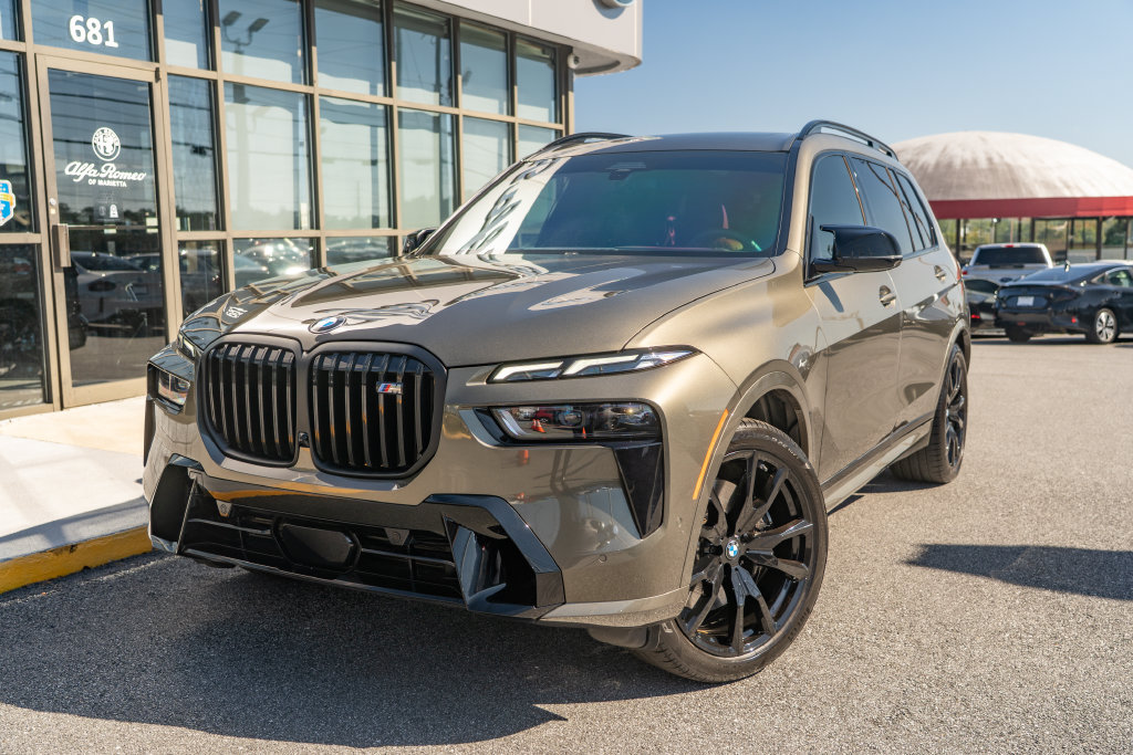 Used 2026 BMW X7 M60i AWD/4WD image 2