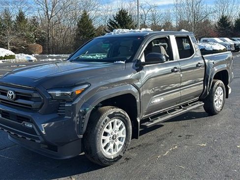 New 2026 Toyota Tacoma SR5 image 3