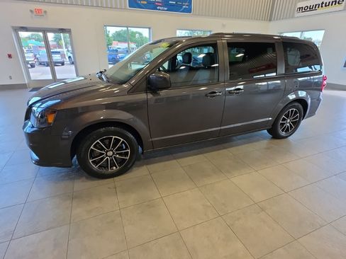 Used 2018 Dodge Grand Caravan GT FWD image 14